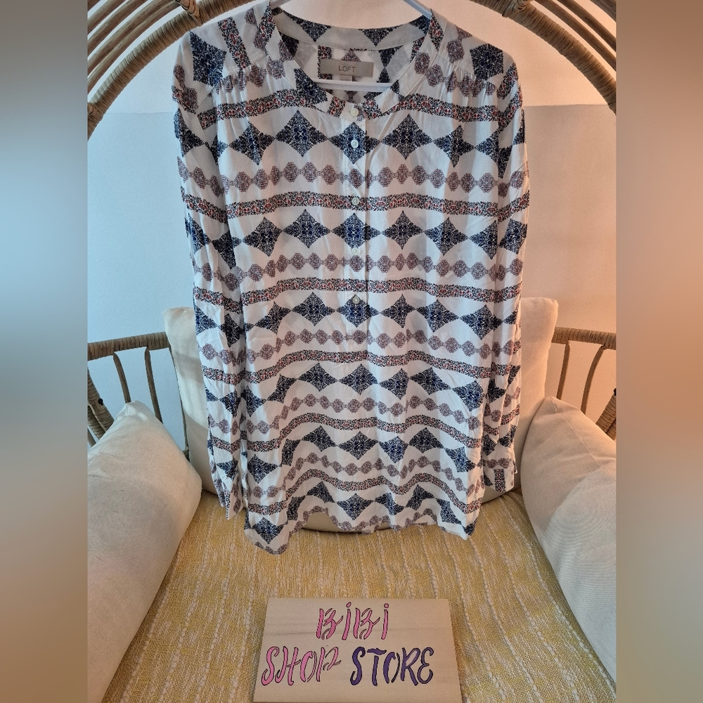Ann Taylor LOFT Geometric Patterned Blouse - Blue and White